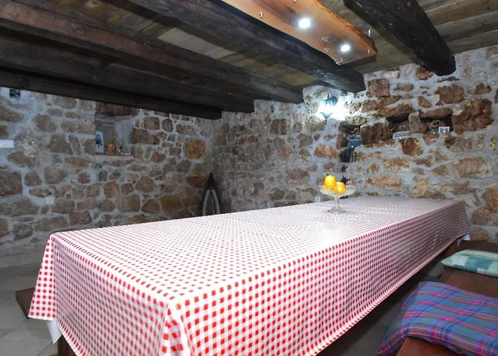 Feriehus House With A Parking Space Milovac, Paklenica - 15168 *